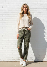 NATASHA LEOPARD RIPPED PANTS