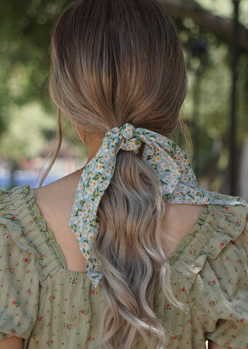 LEAH FLORAL SCARF PONY HAIR TIE