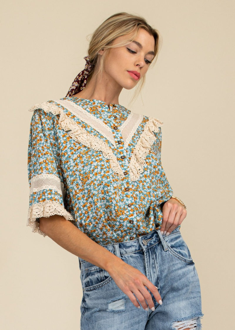 BLAIR FLORAL BUTTON DOWN BLOUSE