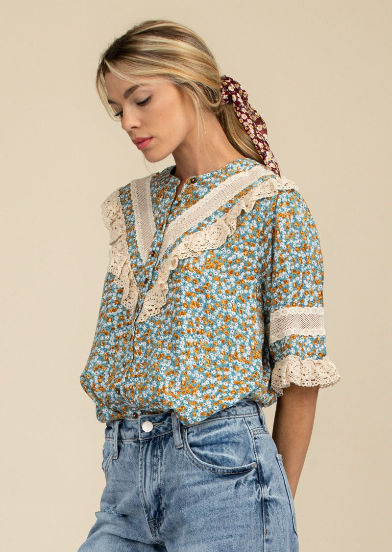 BLAIR FLORAL BUTTON DOWN BLOUSE