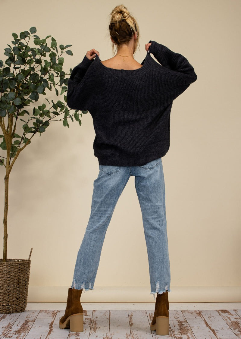 EMMA LONG SLEEVED V-NECK SWEATER