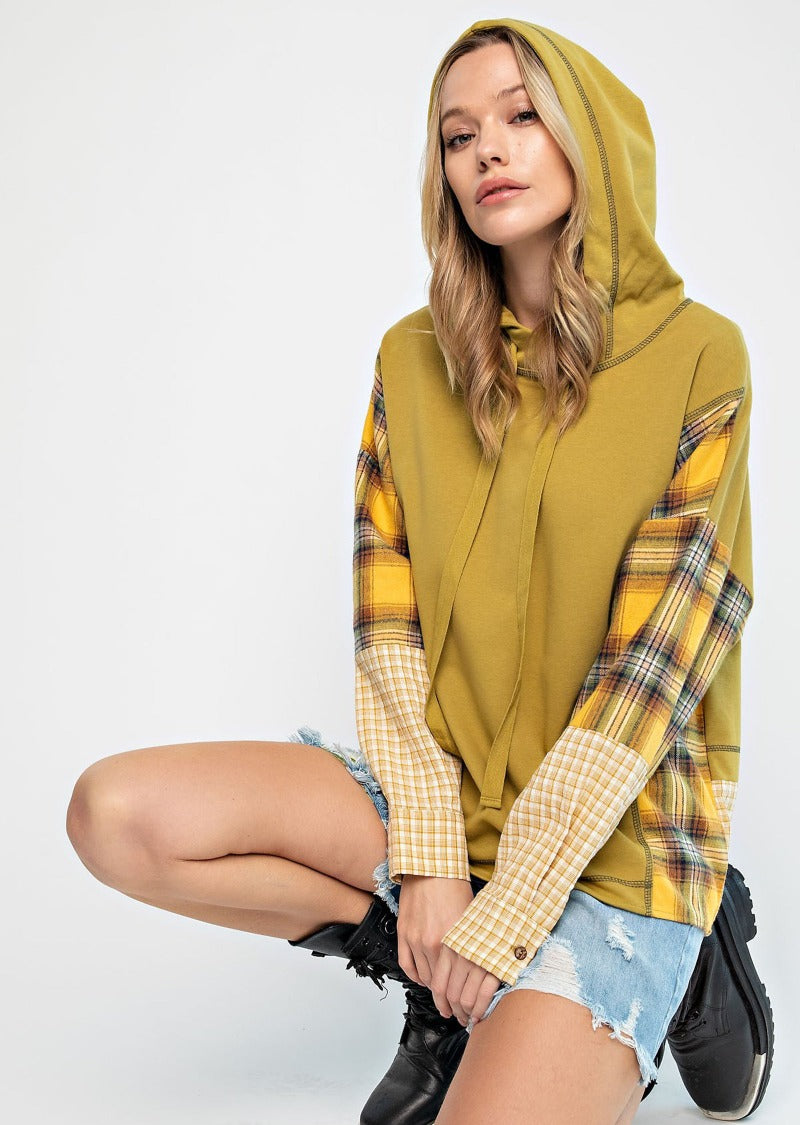 BLARE PLAID MIX HOODIE TOP